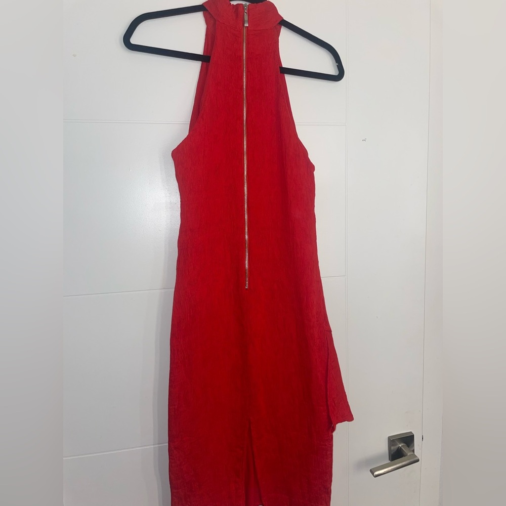 Elliatt Scarlet “Felice” Asymmetrical Midi Dress from Revolve - Picture 4 of 12
